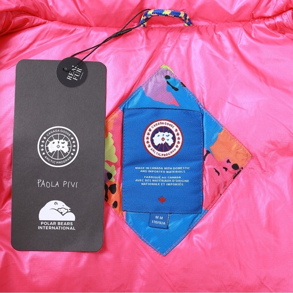 Women’s Canada Goose Colored Vest - Picture 12 of 15